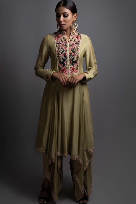 Green Embellished Kurta & Pants Set