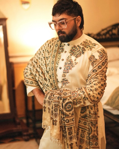 Pranay Jaitly in Ivory Ajrakh Embroidered Kurta Set with Stole