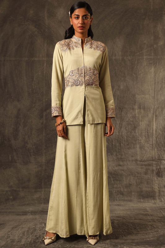 Gisela Kurti with plazzo pants
