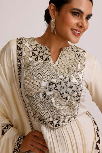 Ivory Kurta Pant Dupatta Set