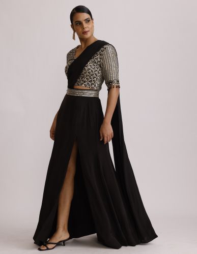 Black Ajrakh Blouse with One Side Slit and Pre Drape Pallu Skirt Along with Belt