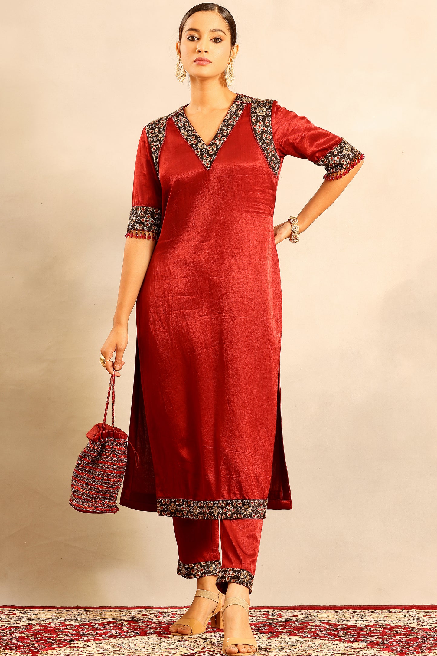 Maroon Ajrakh embellished kurta with pants