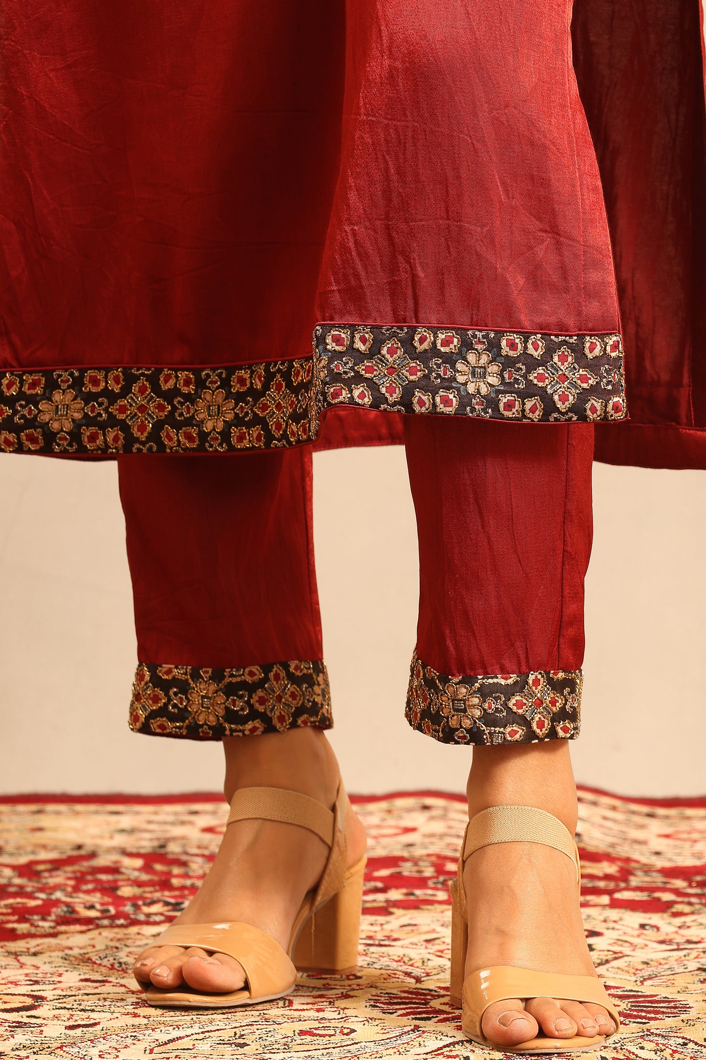 Maroon Ajrakh embellished kurta with pants