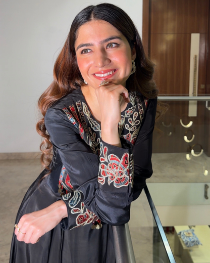 Tanya Khubchandani in Black Ajrakh Embroidered Drape Tunic Dress