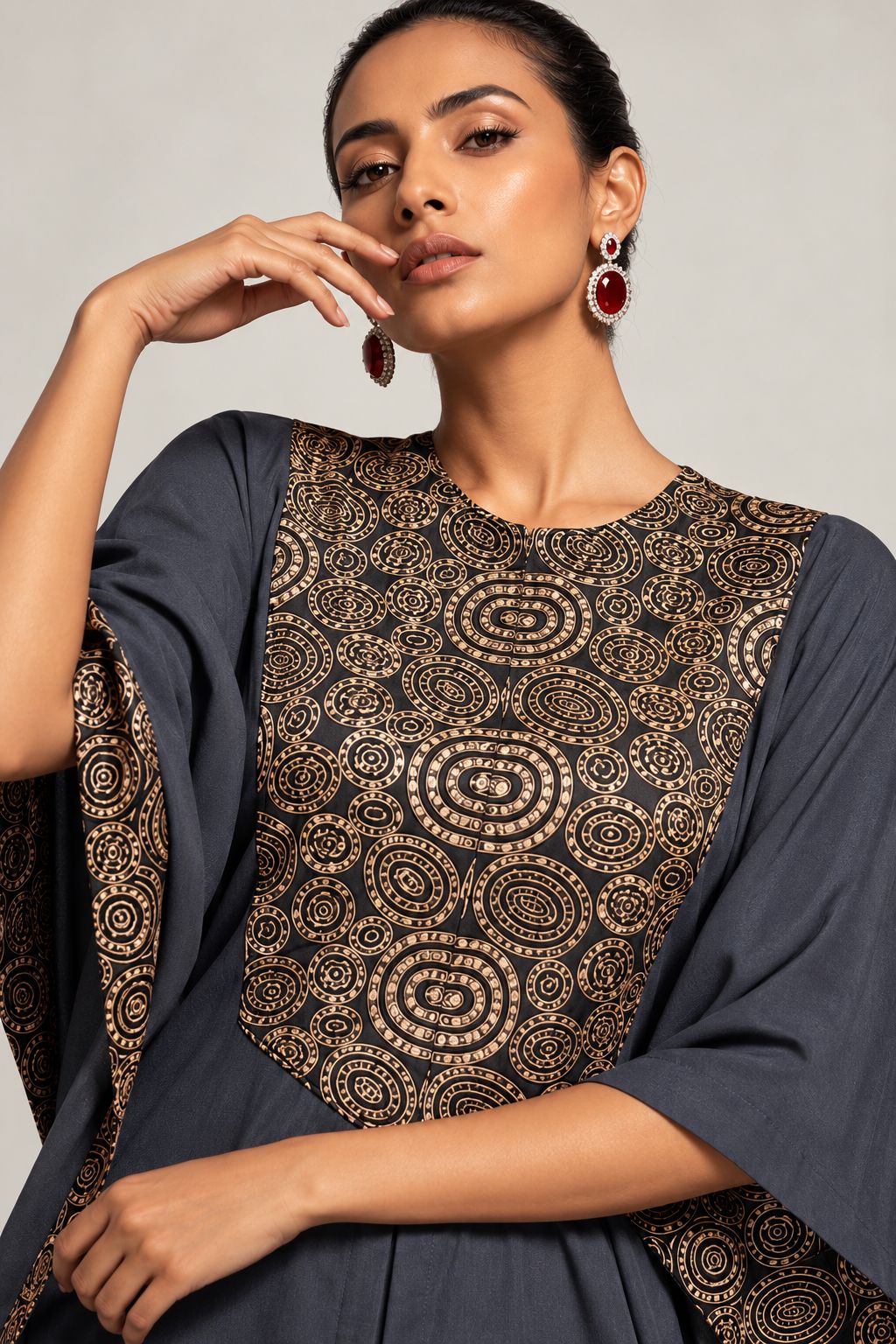 Obsidian Drape Ensemble