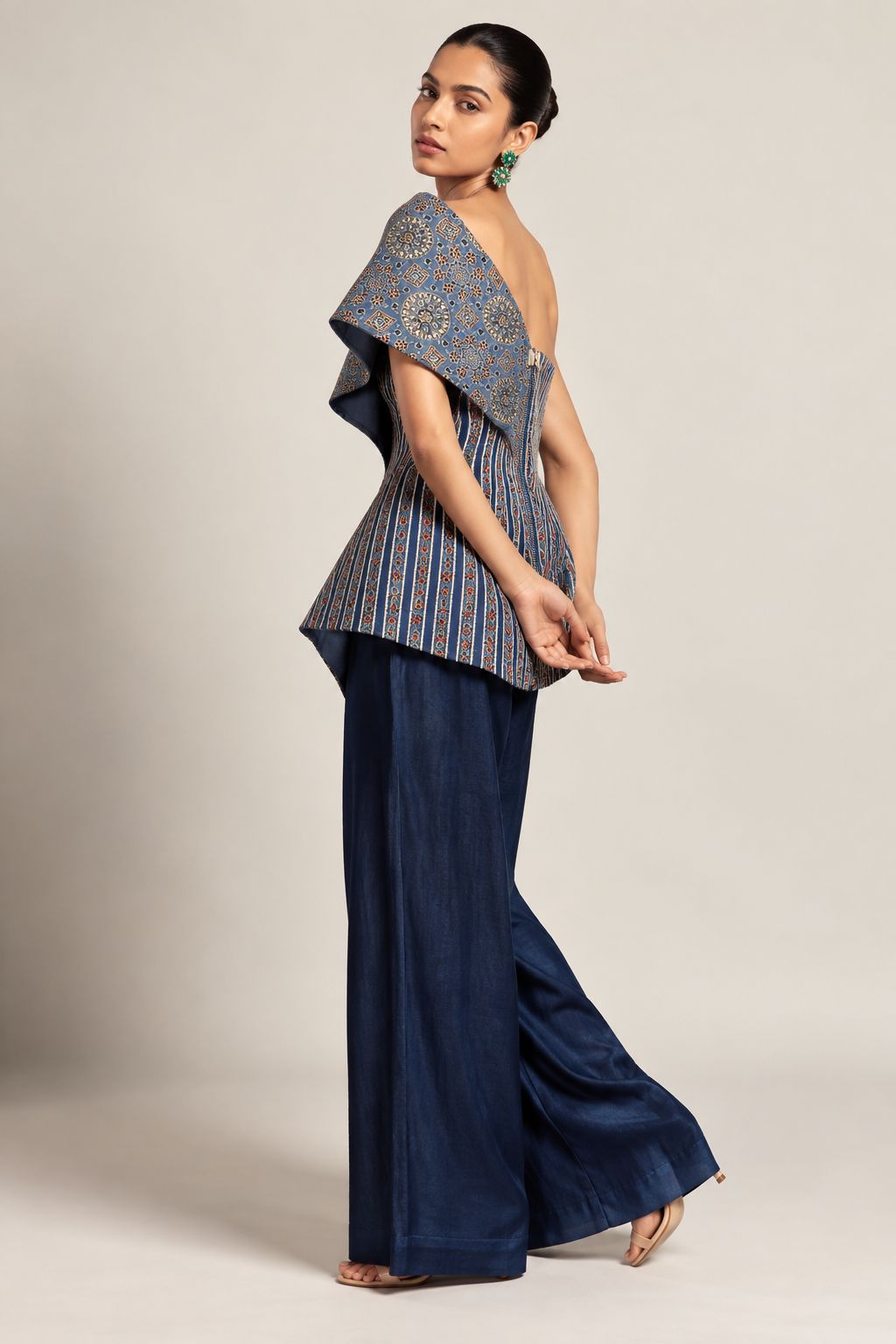 Indigo Evara Asymmetric Ensemble